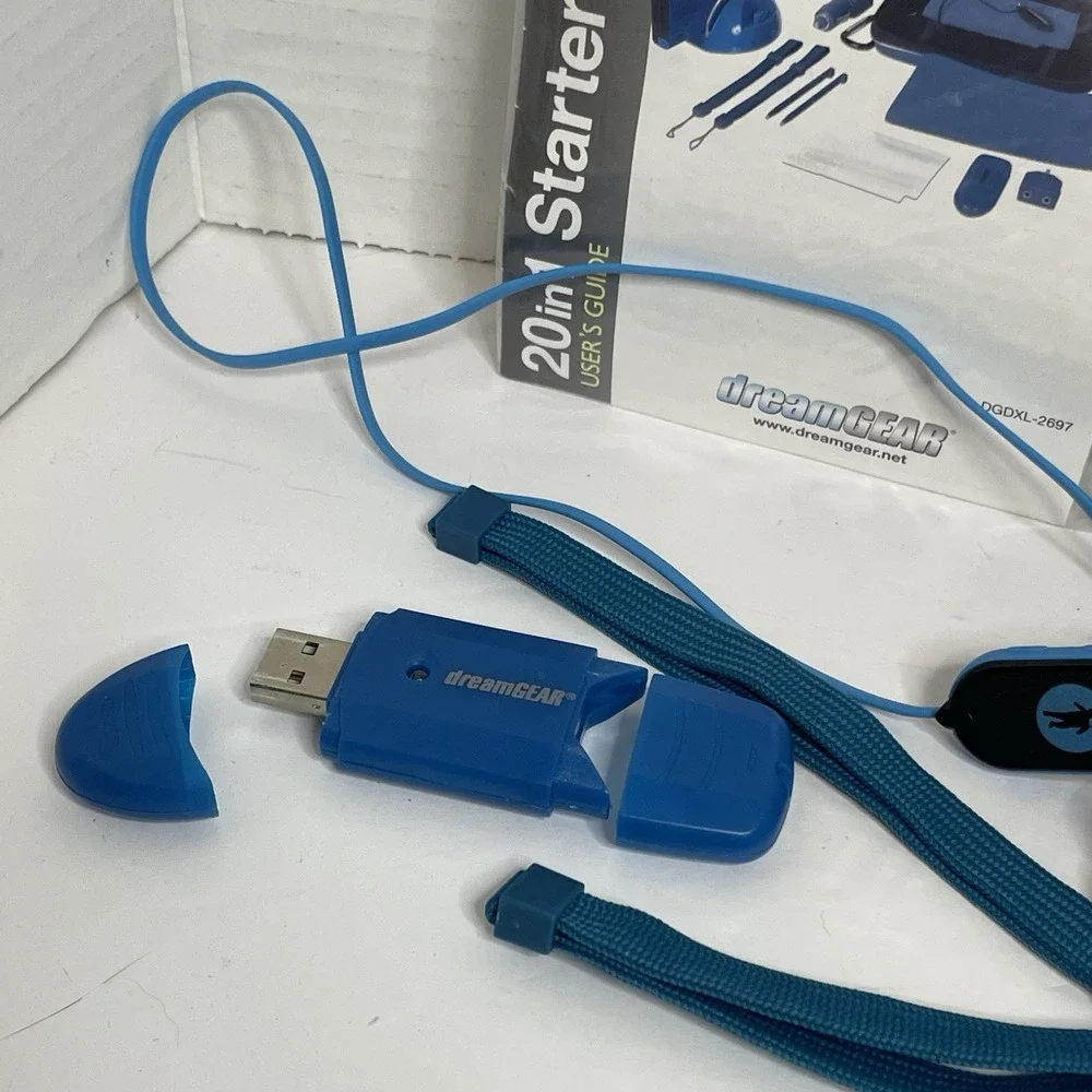 Nintendo DS Dream Gear Parts Of Starter Kit Stylus Car Charger SD Reader Ear Bud